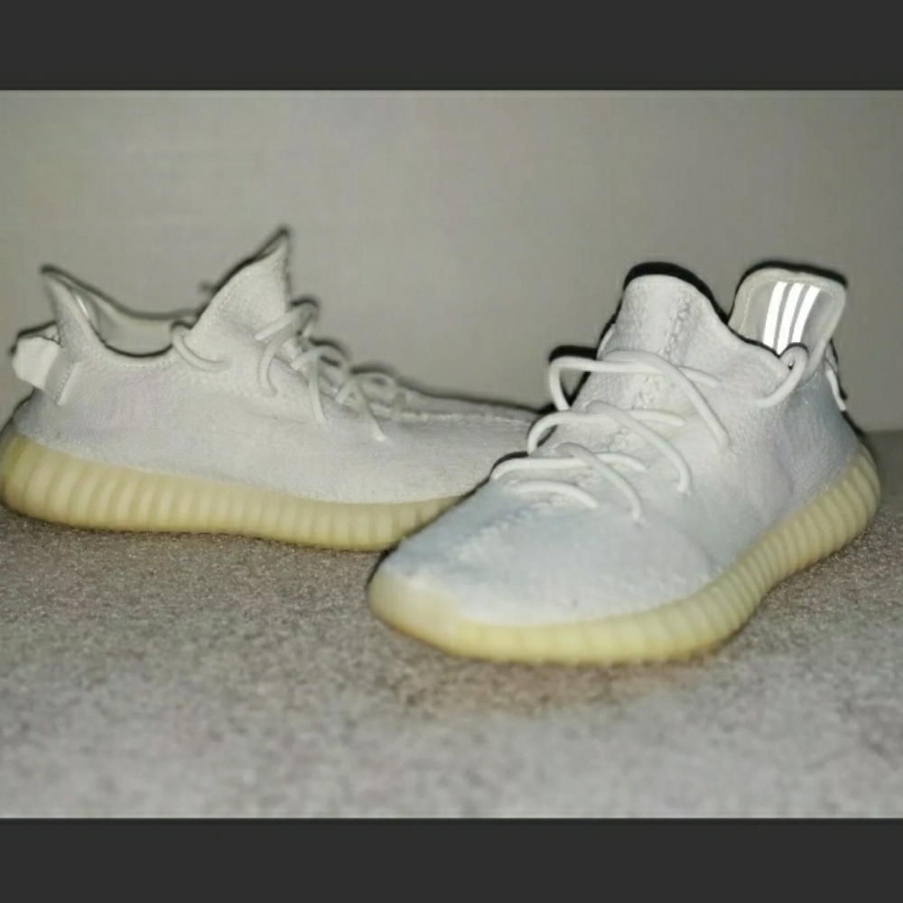 Adidas Yeezy Boost 350 V2 - Cream / Triple White